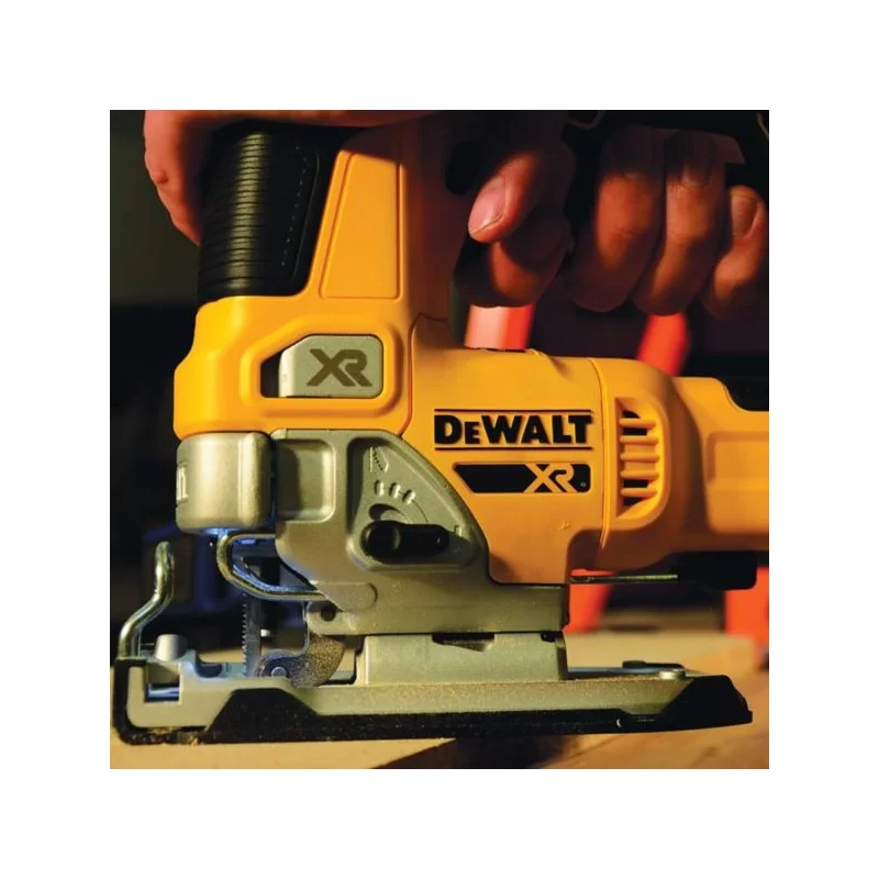 Wyrzynarka 18,0V XR BL 135mm DEWALT 2x4Ah TSTAK