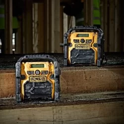 Radio kompaktowe DEWALT DCR020 FM/DAB+ Li-Ion