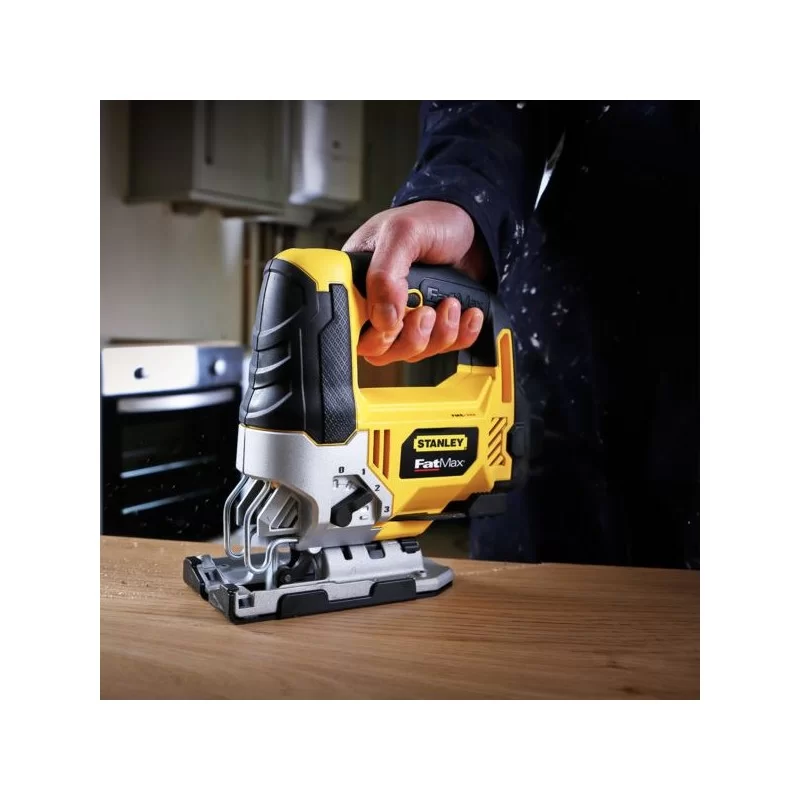 Wyrzynarka Stanley FME340K 710W 3200 obr./min. + zestaw 10 brzeszczotów S10790