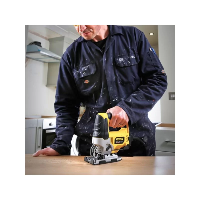 Wyrzynarka Stanley FME340K 710W 3200 obr./min. + zestaw 10 brzeszczotów S10790