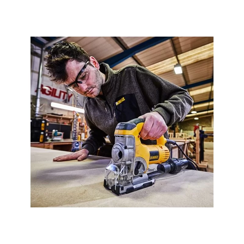 Wyrzynarka DEWALT DW331KT 701W 130mm gł/cię