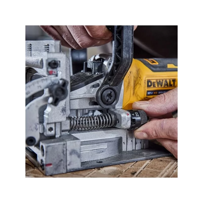 Frezarka lamelownica 18V 2x5Ah DeWALT DCW682P2