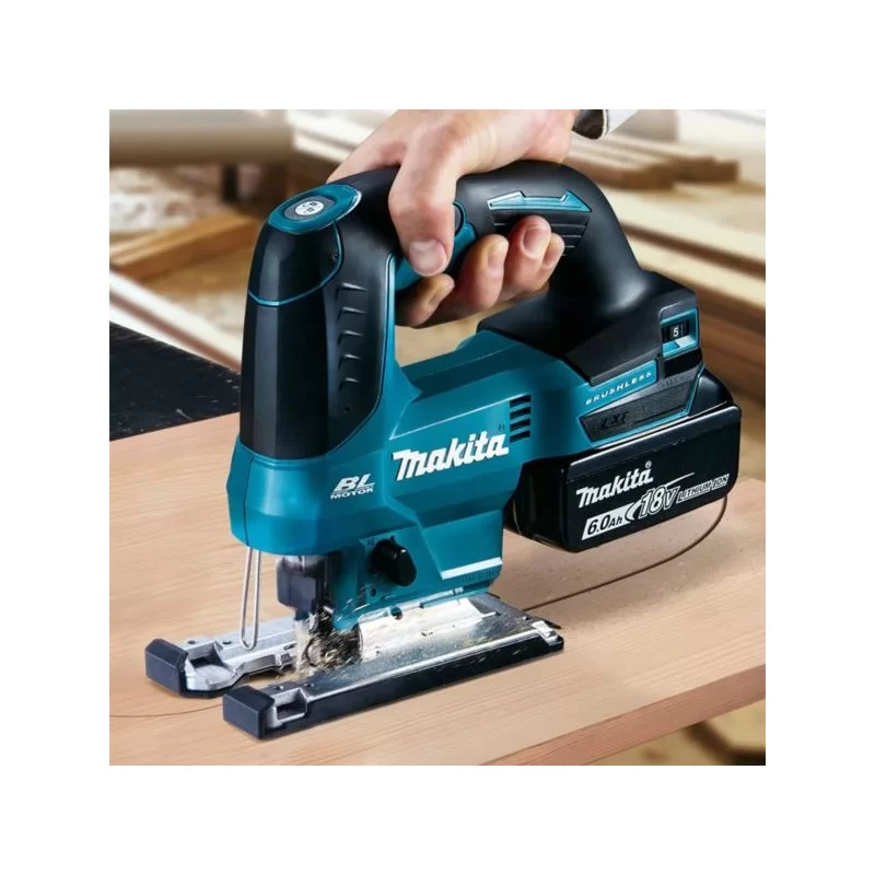 Wyrzynarka 18V LXT 5-biegów 2x5Ah Makita DJV184RTJ