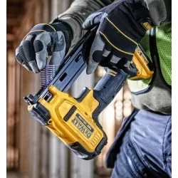 Zszywacz do kabli DeWALT DCN701D2 18V 2x2Ah TSTAK