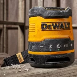 Głośnik budowlany Bluetooth IP67 5W DeWALT DCR009