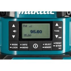 Radio budowlane z lampą latarką XGT Makita MR009GZ AM/FM/DAB+