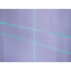 Laser krzyżowy GEKO G03307 zielony 40m 360° 4D 2x3,7V akcesoria torba