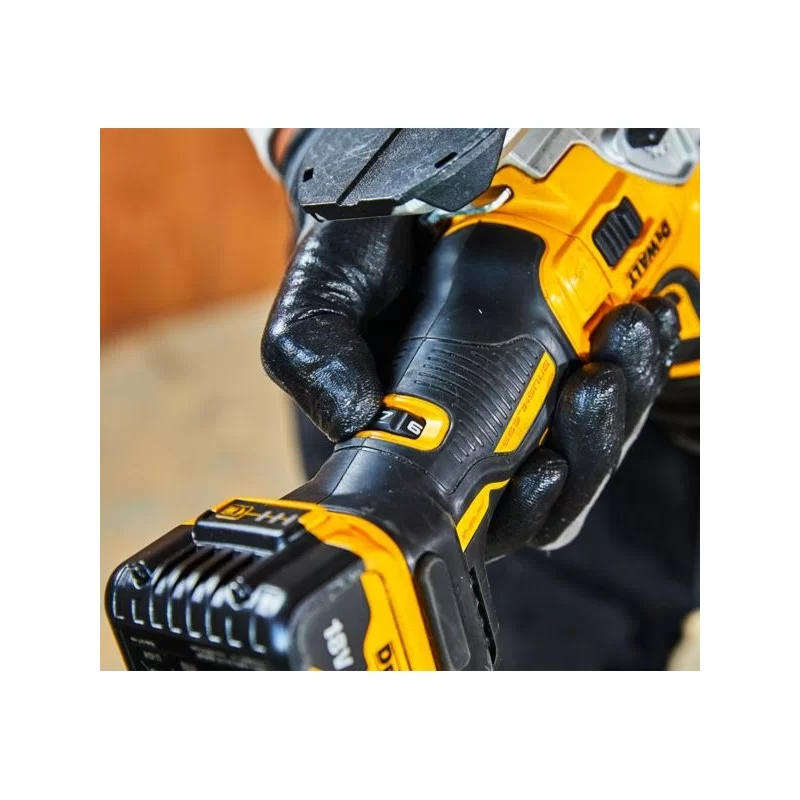 Wyrzynarka DEWALT DCS335N 18V 135mm XR gł/cię body