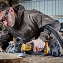 Frezarka lamelownica 18V 104x20mm DeWALT DCW682N