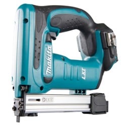 Akumulatorowy zszywacz do szybkiego łączenia płyt z MDF Makita DST221ZJ LXT 18V BODY walizka