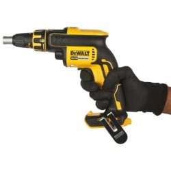 Akumulatorowa wkrętarka do płyt G-K DeWALT DCF620P1K XR 18V 1x5Ah BL 30Nm walizka z magazynkiem DCF6202