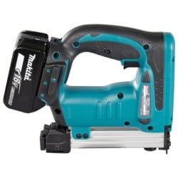 Zszywacz do szybkiego łączenia płyt MDF Makita DST221RFJ LXT 18V 2x3Ah 0,6 x 1,2 Ga 10,5x10 - 22 mm walizka