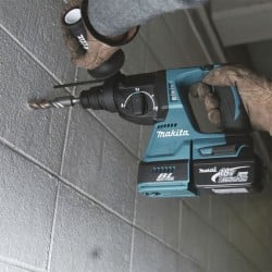 Młotowiertarka SDS+ 2J 18V 2x5Ah Makita DHR242RTJ