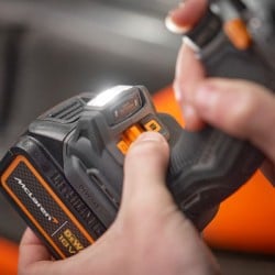 Wkrętarka udarowa DeWALT DCD85MM2T McLaren F1 XR 18V 2x4Ah BL 90Nm walizka