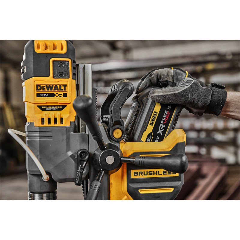 Wiertarka magnetyczna DeWALT DCD1623X2G 18V BL XR 1100W 2x9Ah 50mm walizka