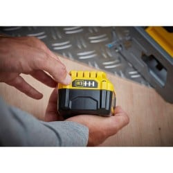 Ładowarka STANLEY FATMAX V20 18V 1,25A SFMCB11 1 szt.