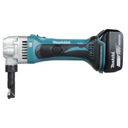 Nożyce do blach falistych 2x5Ah Makita DJN161RTJ