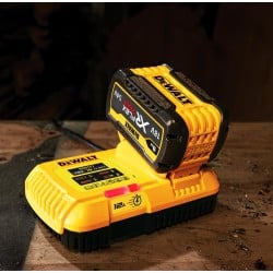 Ładowarka wielonapięciowa 18-54V 12A DeWALT DCB117