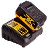Zestaw zasilający DeWALT DCB115P1 akumulator DeWALT DCB184 Li-Ion XR 18V 5Ah i ładowarka DeWALT DCB115