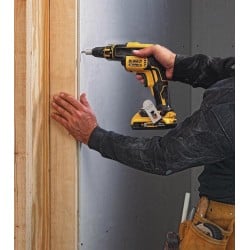 Wkrętarka DEWALT DCF620N 18V BL 30 Nm 435W body