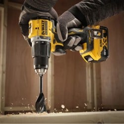 Akumulatorowa wiertarko-wkrętarka udarowa DeWALT DCD799P2T-QW 18V XR 74 Nm BL 2x5Ah walizka