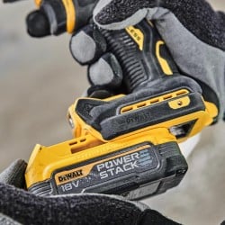 Wkrętarka udarowa 18V 90Nm 2-biegi DeWALT DCD805NT