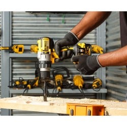 Wkrętarka udarowa DeWALT DCD996P3 18V XR XRP BL 95Nm 3x5Ah walizka