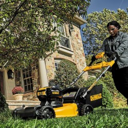 Kosiarka 2x18V z napędem 2x6Ah DeWALT DCMWSP564T2