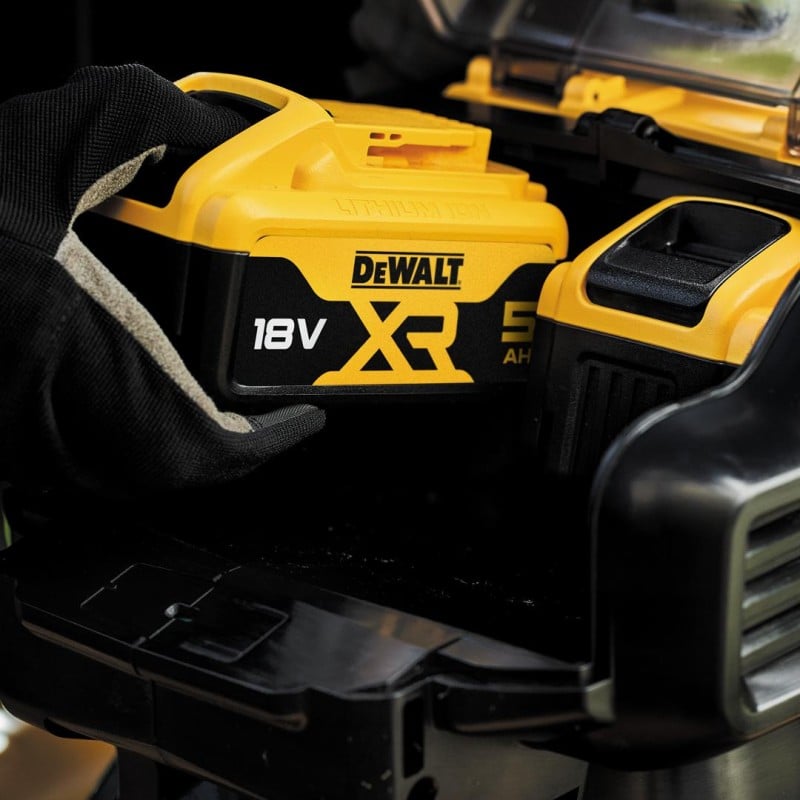 Kosiarka 2x18V z napędem 2x6Ah DeWALT DCMWSP564T2