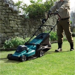 Akumulatorowa kosiarka Makita LM004GZ XGT 40V 43cm 50l hamulec BODY