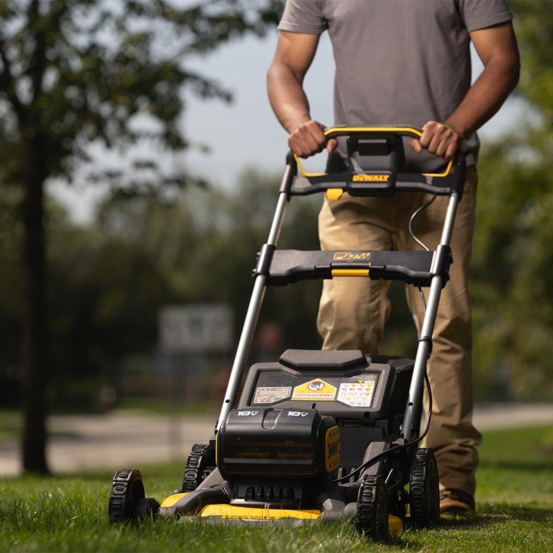Kosiarka akumulat. 2x18V napęd BL FV DeWALT