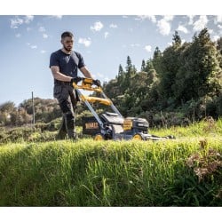 Kosiarka akumulatorowa DeWALT DCMWSP660N 54V XR FLEXVOLT 53cm napęd BODY