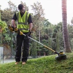 Podkaszarka DEWALT DCM561P1 18V 1x5Ah do trawy