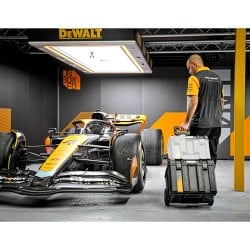 Skrzynia narzędziowa mobilna DeWALT DWST83347-1 McLaren TSTAK 2.0 55l 30kg