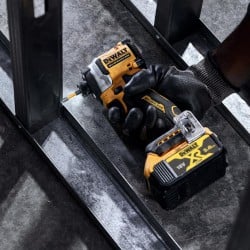Zestaw COMBO 2 DCD800 + DCF850 DeWALT DCK2051E2T