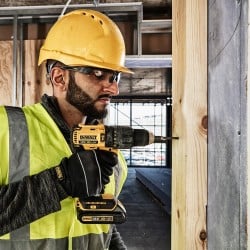 Zestaw 4 elektronarzędzi 3x3Ah DeWALT DCK440L3T