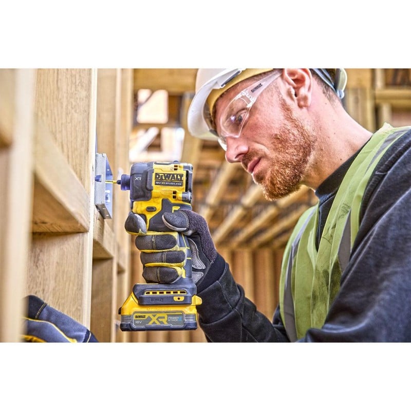 Zakrętarka udarowa olejowa DeWALT DCF870E2T 18V XR 2x1,7Ah BL 50Nm