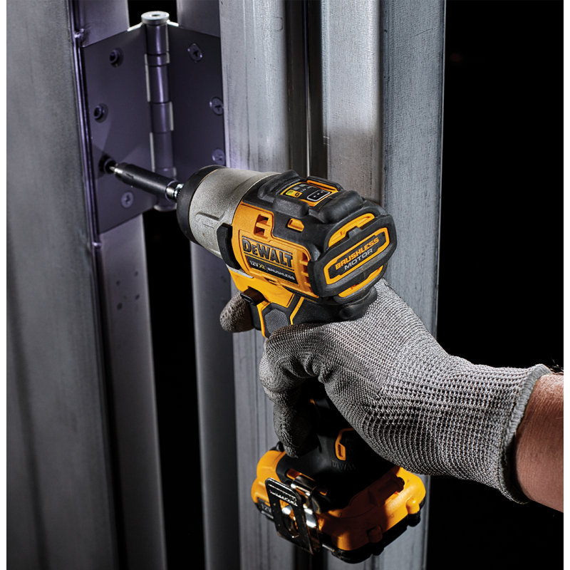 Zakrętarka DEWALT DCF801D2 udarowa 12V 163Nm 2x2Ah