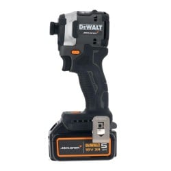 Zakrętarka udarowa DeWALT DCF85MP2T 18V XR 206Nm 1/4'' 2x5Ah McLaren walizka