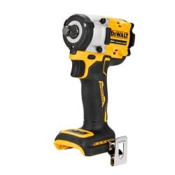 Klucz udarowy DeWALT DCF921N 18V XR 406Nm 1/2'' + gumowa osłona PB921