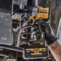 Klucz udarowy 18V 406Nm 1/2 2x2Ah DeWALT DCF921D2T