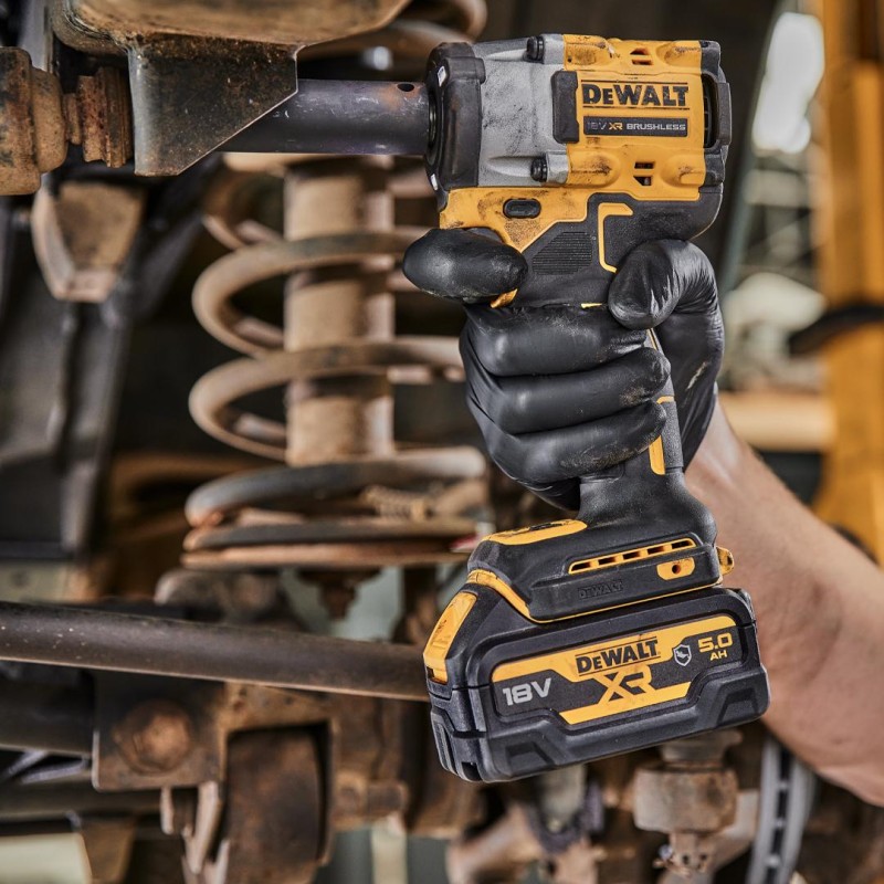 Klucz udarowy 18V 406Nm 4-biegi 3/8'' 2x5Ah DeWALT