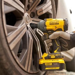 Klucz udarowy 18V 370Nm 1/2'' FATMAX V20 SFMCF920B
