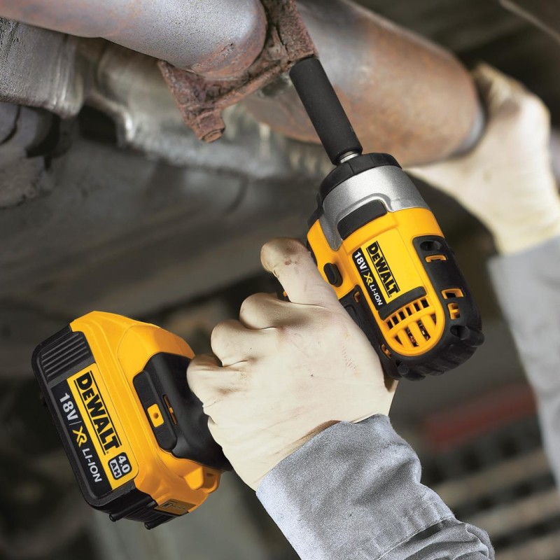 Klucz udarowy DEWALT DCF880P2 203Nm 18V 1/2'' 2x5Ah