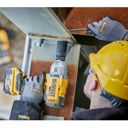 Klucz udarowy DEWALT DCF897NT 950Nm 18V 3/4'' body