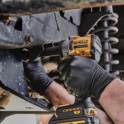 Klucz udarowy 18V 406Nm 1/2 2x5Ah DeWALT DCF921P2G