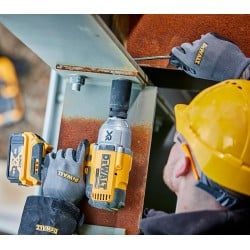 Klucz udarowy DeWalt DCF897N 18V 950Nm 3/4'' body
