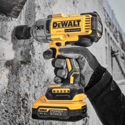 Klucz udarowy 18V 1355Nm 2x5Ah DeWALT DCF900P2T