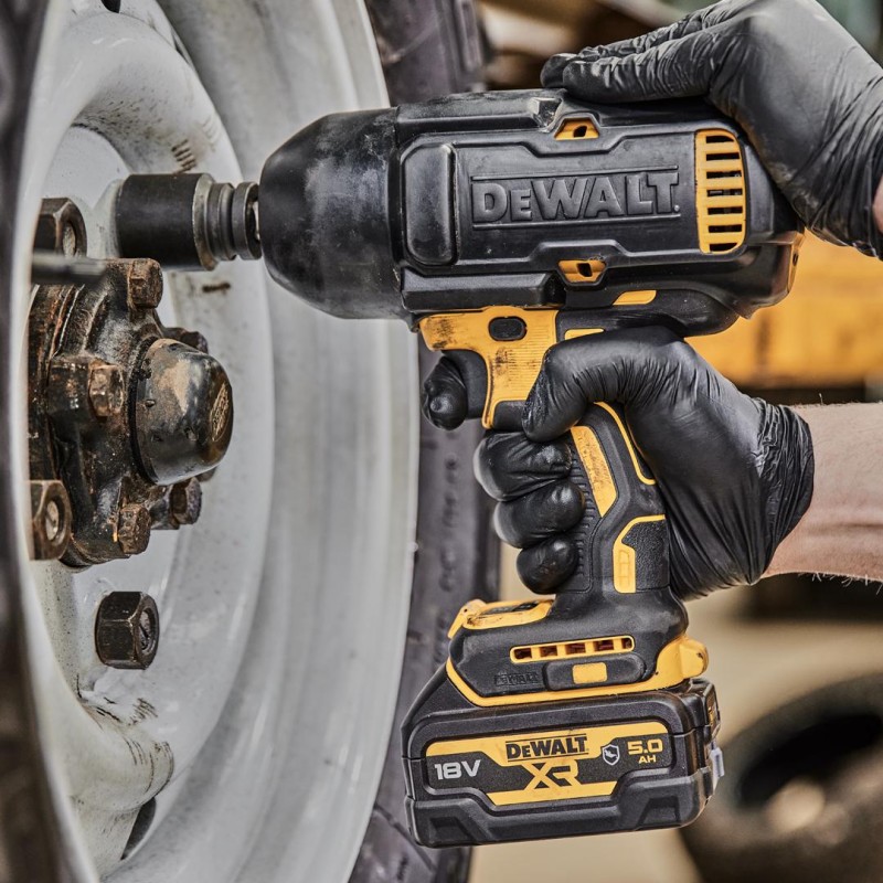 Klucz udarowy 18V 1355Nm 2x5Ah DeWALT DCF900P2T