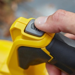Dmuchawa do liści V20 1x4Ah STANLEY SFMCBL7M1